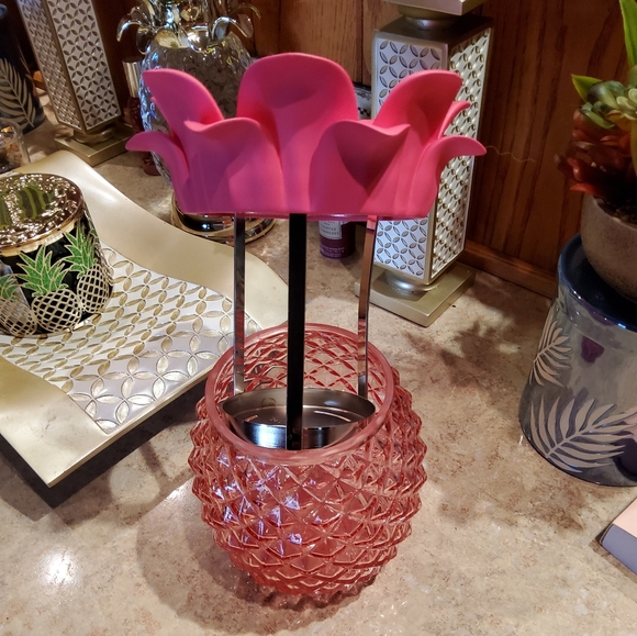 PINK PINEAPPLE SINGLE WICK CANDLE HOLDER - Picture 5 of 10